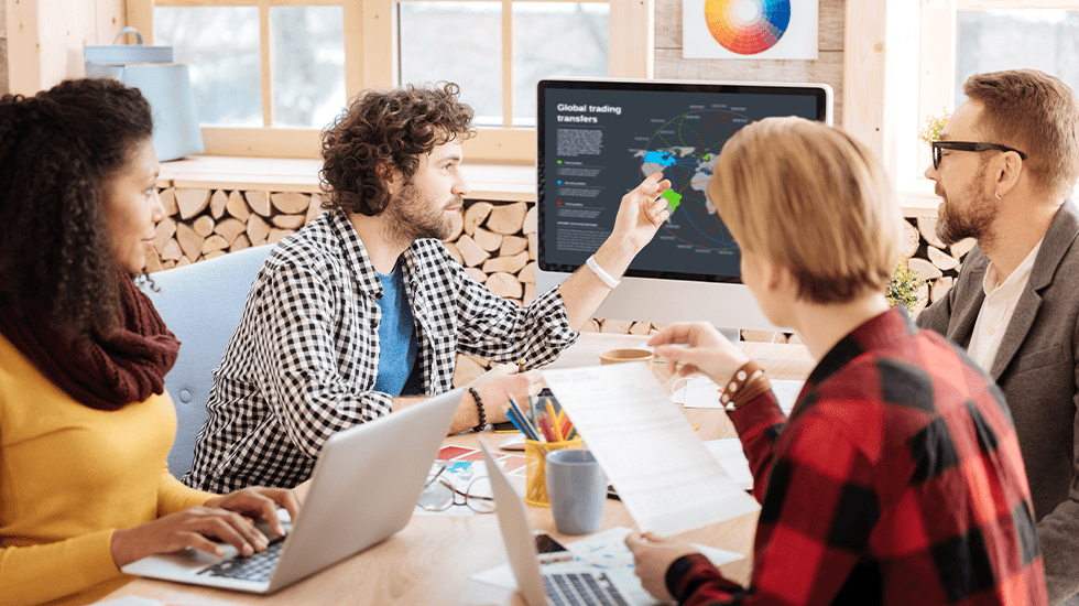 apprentice presenting to his team member